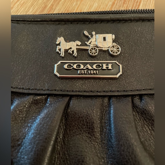 COACH Wristlet - Picture 5 of 5